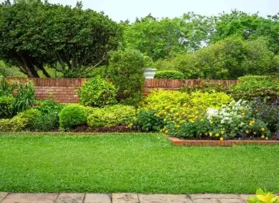 landscaping services South Weldon